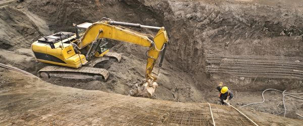 Slope Clearing in Fresno